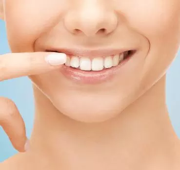 Diş Eti Çekilmesi Nedir? Tedavisi Nasıl Olur? - Özel Elit Estetik Ağız ve Diş Sağlığı Polikliniği